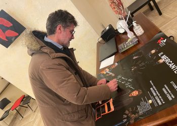 Il “sindaco pescatore”, Ettore Bassi porta Angelo Vassallo in teatro a Orsogna