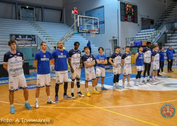 Roseto Basket sfida l’Amatori Pescara: la squadra vincitrice sarà capolista