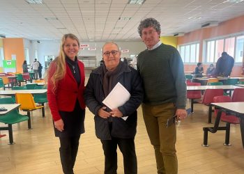 Cultura della pace e integrazione, padre Quirino Salomone incontra gli studenti