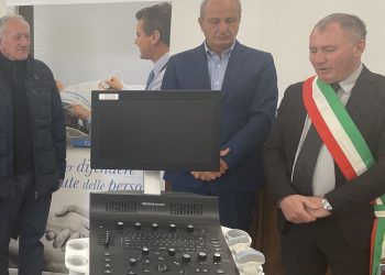La fondazione Neuromed dona un ecografo al Comune di Caste di Sangro