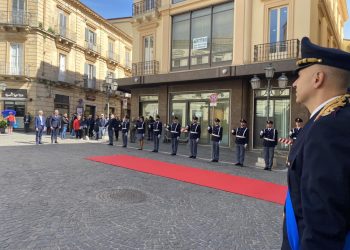 Festa per i 171 anni della polizia di Stato: Le autorità del territorio provinciale a Chieti (foto)