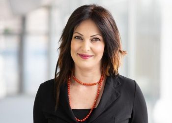 Abruzzo nuovo polo della moda, De Blasis: “A supporto di sostenibilità e riduzione fast fashion”