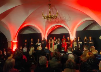 La Passione di Gesù incanta Giulianova, in tanti alla rappresentazione sacra (Foto)