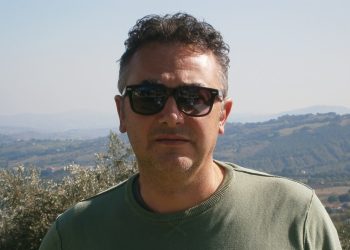 Caposquadra dei vigili del fuoco muore a 57 anni, Teramo in lutto per Domenico Ferracatena