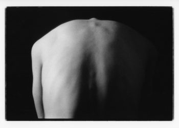 All’Aquila la mostra Sotto pelle, la fotografia analogica di Mariachiara Panone