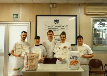 “Pizza Contest”, a città Sant’Angelo la prova finale del corso per pizzaioli di Confcommercio