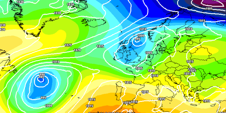 La situazione a 500 hpa prevista da GFS per le ore 14:00 di Domenica 23. In Abruzzo saranno presenti dei rovesci temporaleschi nel corso delle ore pomeridiane