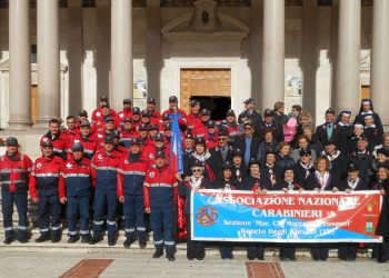 Raccolti 201 cartoni di beni alimentari dall’associazione nazionale carabinieri a Roseto