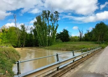 Ponte sul fiume Alento chiuso al traffico a causa del maltempo