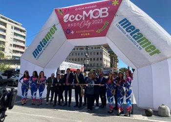 Inaugurata la sesta edizione di Ecomob a Pescara: nel pomeriggio lo spettacolo di Parassole