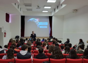 “Riscaldamento globale e i cambiamenti climatici”, a scuola di meteorologia con Filippo Petrucci