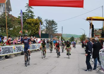 Straordinaria partecipazione di esordienti e allievi alle gare ciclistiche di Guarenna di Casoli