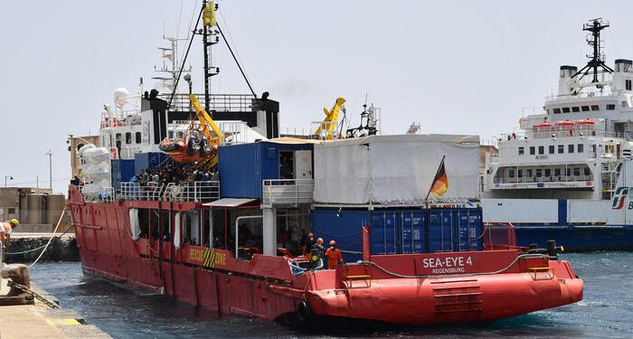 The arrival in the port of Messina of the ship 'Sea Eye 4' with 476 people on board, 66 of them minors, rescued some days before in the Mediterranean, 22 June 2022. ANSA/CARMELO IMBESI