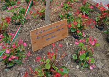 I bimbi di Lanciano piantano l’Albero della Libertà per gli eroi Ottobrini