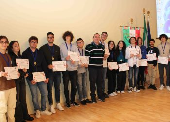 Giochi della chimica, premiazione a Teramo per la finale regionale