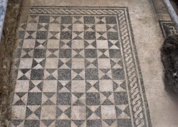Scoperti pavimenti in mosaico del periodo romano nel cuore di Teramo