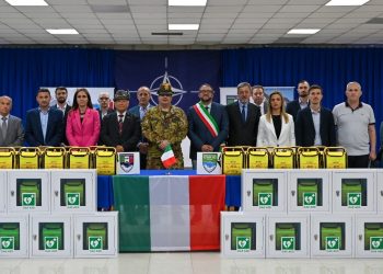 Il sindaco Biondi in Kosovo per donare defibrillatori alle scuole (foto)