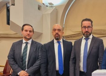 Apicoltori abruzzesi denunciano grave crisi del settore, M5s: “comparto fondamentale, l’assessore dia risposte”