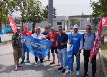 Sicurezza e carenza di organico, sit-in davanti al carcere dell’Aquila