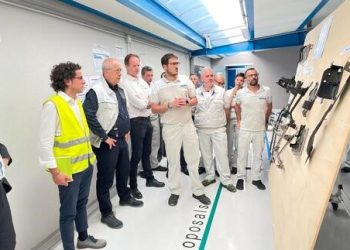 Il responsabile mondiale della Business Unit Jean Imparato visita lo stabilimento Stellantis di Atessa
