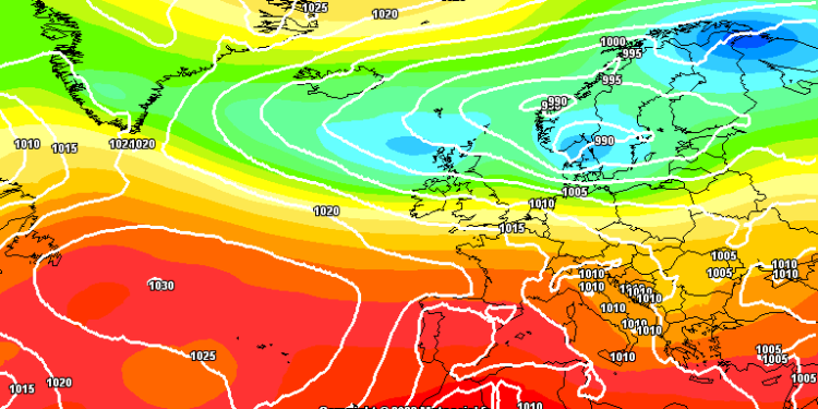 La possibile situazione a 500 hpa prevista da GFS per il primo pomeriggio di Domenica 2 Luglio. Delle correnti nord atlantiche scenderanno verso l'Italia, dando luogo a qualche fenomeno pomeridiano anche sull'Abruzzo