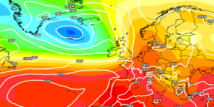 Ecco la situazione a 500 hpa prevista da GFS per le ore 14:00 di Domenica 25 Giugno. Sull'Abruzzo tempo discreto, con cielo poco nuvoloso e non molto caldo