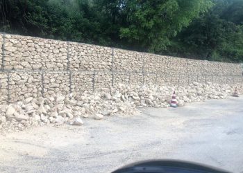 Dissesto idrogeologico, a Bolognano in corso i lavori di messa in sicurezza della strada Madonna del Monte