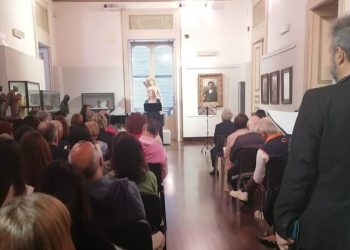 “Dualismo”, il dipinto dell’artista abruzzese Mishan in  mostra al museo Barbella