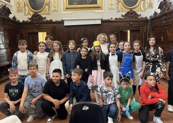 Gli alunni della Dante Alighieri attori per un giorno: 2 spettacoli per salutare la fine dell’anno scolastico