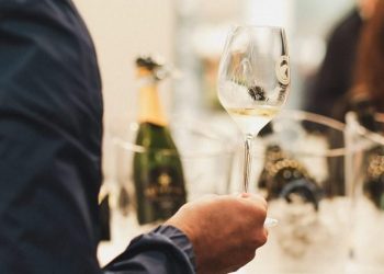 Spumante d’Abruzzo doc, al via “Il mese delle bollicine” per promuovere il marchio Trabocco