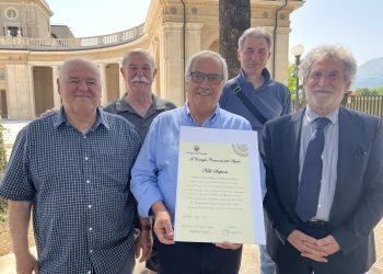 Riconoscimento della Municipalità a Nello Scipioni, presidente del Centro abruzzese canadese di Ottawa