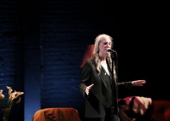 La voce di Patti Smith pronta ad incantare il Teatro Massimo di Pescara