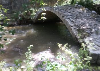 Messo in salvo l’antico ponte romano di Beffi: i lavori per liberarlo dai detriti