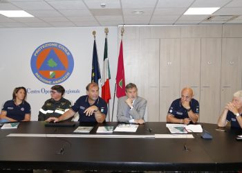 Incendi boschivi, via libera al nuovo piano regionale di prevenzione, previsione e lotta attiva