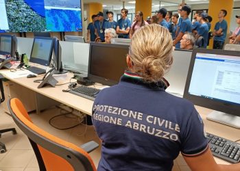 Anch’io sono la Protezione Civile, il team di allievi in visita alla sede dell’agenzia regionale