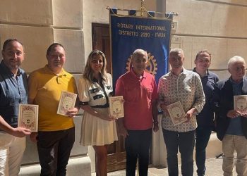 Presentato il libro di padre Corrado da Pianella, Rotary: il pubblico ha gradito la nostra presenza