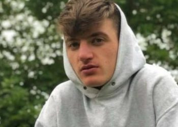 Pizzoli in lacrime per Daniele, morto a 3 anni di distanza dallo schianto in auto