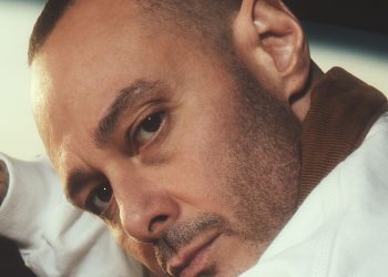 Fabri Fibra in concerto allo Zoo music fest, domani appuntamento al porto turistico di Pescara