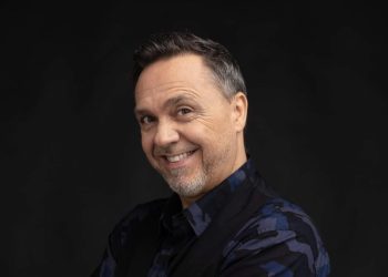 Spoltore Ensemble, domani l’esilarante show di Gabriele Cirilli