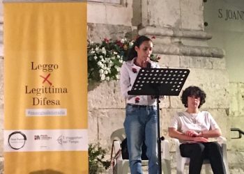 Successo per la serata conclusiva dell’edizione estiva di Leggo per legittima difesa (foto)
