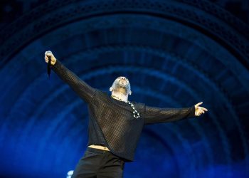 I Negramaro emozionano e si emozionano all’Aquila: successo nella cornice di Collemaggio