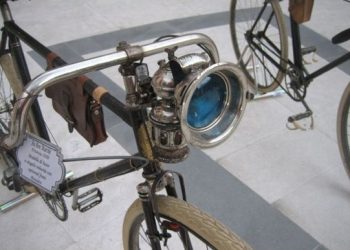 Cicloescursione in notturna sull’altopiano delle Rocche. “La bici è brivido e sogno”