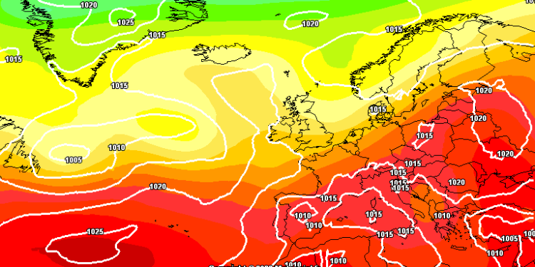 La situazione secondo GFS prevista per le ore 14:00 di Martedì 15, giorno di ferragosto. Tempo bello su tutta la nostra regione.