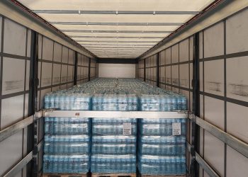 Tonnellate di acqua donate alle popolazioni alluvionate dell’Emilia Romagna