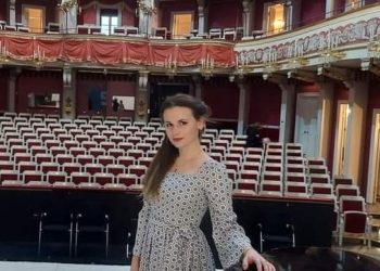 Una giovane soprano di origini russe Yulia Kachina parte da Tollo e conquista l’Italia