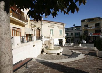 Tollo nel degrado urbano, lamentele dei cittadini per ambienti “deturpati”