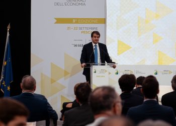 Abruzzo Economy Summit, Fitto: “Su Zes unica gli industriali coinvolti dopo conversione decreto”