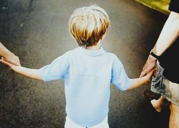 A Introdacqua approvato il registro per la bigenitorialità, “strumento importante per famiglie e tutela dei minori”