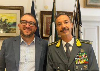 Il sindaco Biondi incontra il nuovo comandante della Guardia di finanza Germano Caramignoli