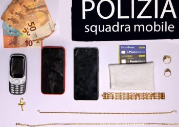 Truffatori scatenati contro gli anziani, “tuo nipote è nei guai”, e si fanno consegnare denaro: arrestati